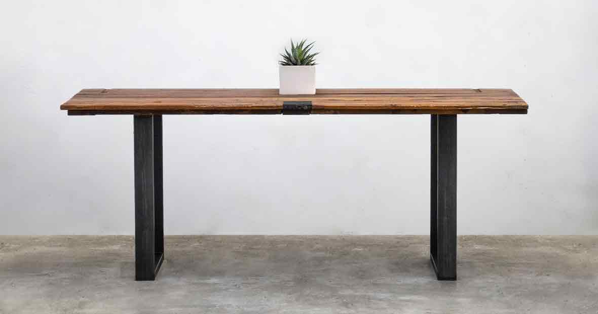 pied de table
